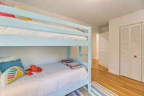 Waterfront Home w/ Screened Porch & Sunsets