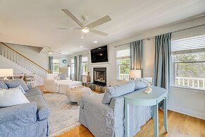 Waterfront Home w/ Screened Porch & Sunsets