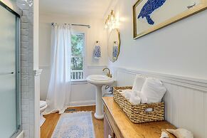 Waterfront Home w/ Screened Porch & Sunsets