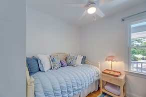 Waterfront Home w/ Screened Porch & Sunsets