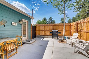 Bailey Cabin Retreat w/ Patio & Hot Tub!