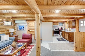 Remote Idaho Mountain Lodge w/ River Access!
