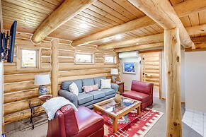 Remote Idaho Mountain Lodge w/ River Access!