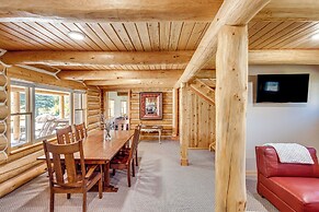 Remote Idaho Mountain Lodge w/ River Access!