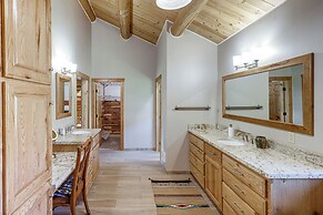 Remote Idaho Mountain Lodge w/ River Access!