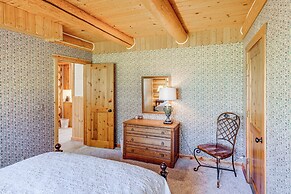 Remote Idaho Mountain Lodge w/ River Access!