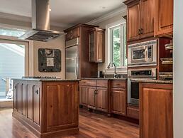 Island Getaway on Delavan Lake