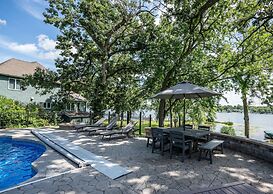 Island Getaway on Delavan Lake