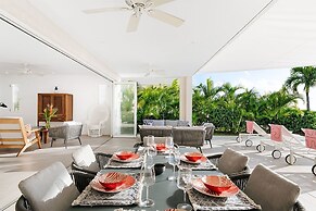 Westmoreland Hills - Whitehaven by Blue Sky Luxury
