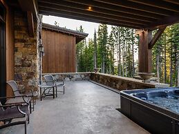 7 Renegade Rd 6 Bedroom Home by Moonlight Basin Lodging