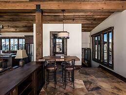 7 Renegade Rd 6 Bedroom Home by Moonlight Basin Lodging