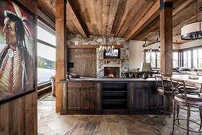 7 Renegade Rd 6 Bedroom Home by Moonlight Basin Lodging