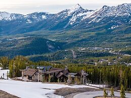 7 Renegade Rd 6 Bedroom Home by Moonlight Basin Lodging