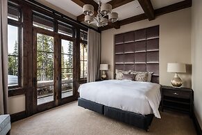 7 Renegade Rd 6 Bedroom Home by Moonlight Basin Lodging