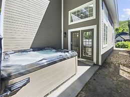 Chalet Central Park City! 3 Bedroom Home by RedAwning