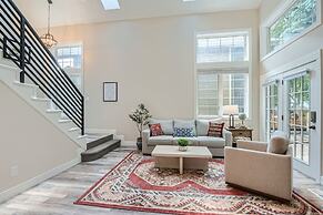 Chalet Central Park City! 3 Bedroom Home by RedAwning