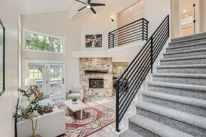 Chalet Central Park City! 3 Bedroom Home by RedAwning