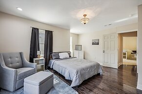 Elegant 5br Townhome In Prime Location 5 Bedroom Townhouse by RedAwnin