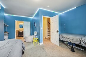 Elegant 5br Townhome In Prime Location 5 Bedroom Townhouse by RedAwnin