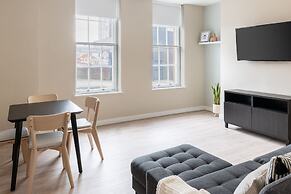 Host Stay The Quarter