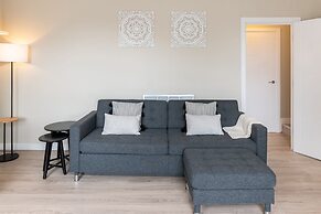 Host Stay The Quarter