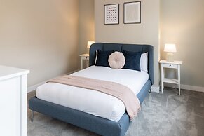 Host Stay The Quarter