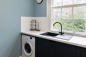 Host Stay The Quarter