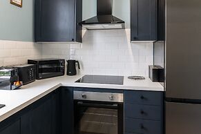 Host Stay The Quarter