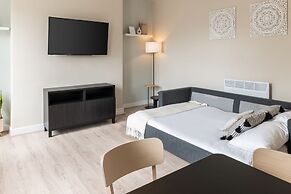 Host Stay The Quarter