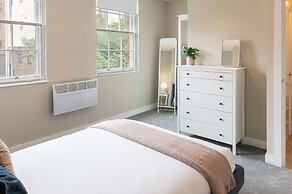 Host Stay The Quarter