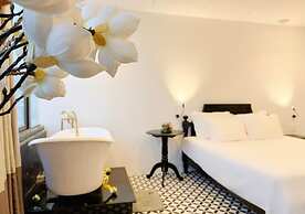 TTR Skypool View Hotel