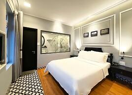 TTR Skypool View Hotel