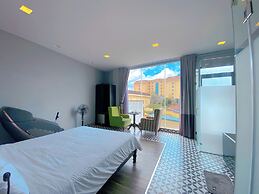 TTR Skypool View Hotel