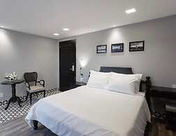 TTR Skypool View Hotel