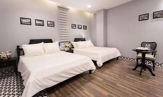 TTR Skypool View Hotel