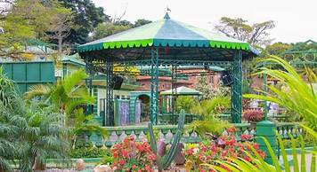 Country lake resort Garuga