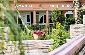 Country lake resort Garuga