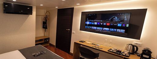 Home at Rome Luxury Navona Suites