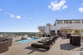 Upscale NOLA Condos