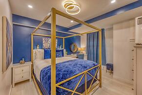 Art Deco Broadway Bedroom (with Shared Common Area)