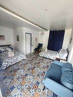 LA GRANDE SHORES Beach Resort
