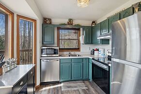 The Aerie 3 Bedroom Cabin by RedAwning