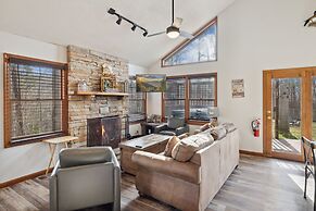 The Aerie 3 Bedroom Cabin by RedAwning