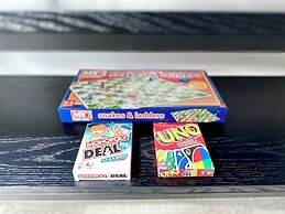 2 Ensuite Central Access- Cityview & Parking