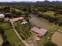 Hotel Brisas la Gaviota Mariquita-Tolima