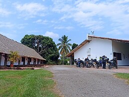 Hotel Brisas la Gaviota Mariquita-Tolima