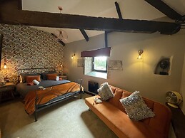 Luxury Dog-friendly 5 Star Cottage With Hot Tub
