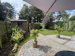Beautiful Character Cottage - With Hot Tub