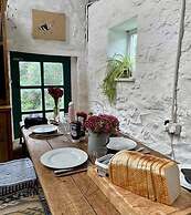 Hapus Hideaway Retreat Site