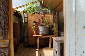 Hapus Hideaway Retreat Site